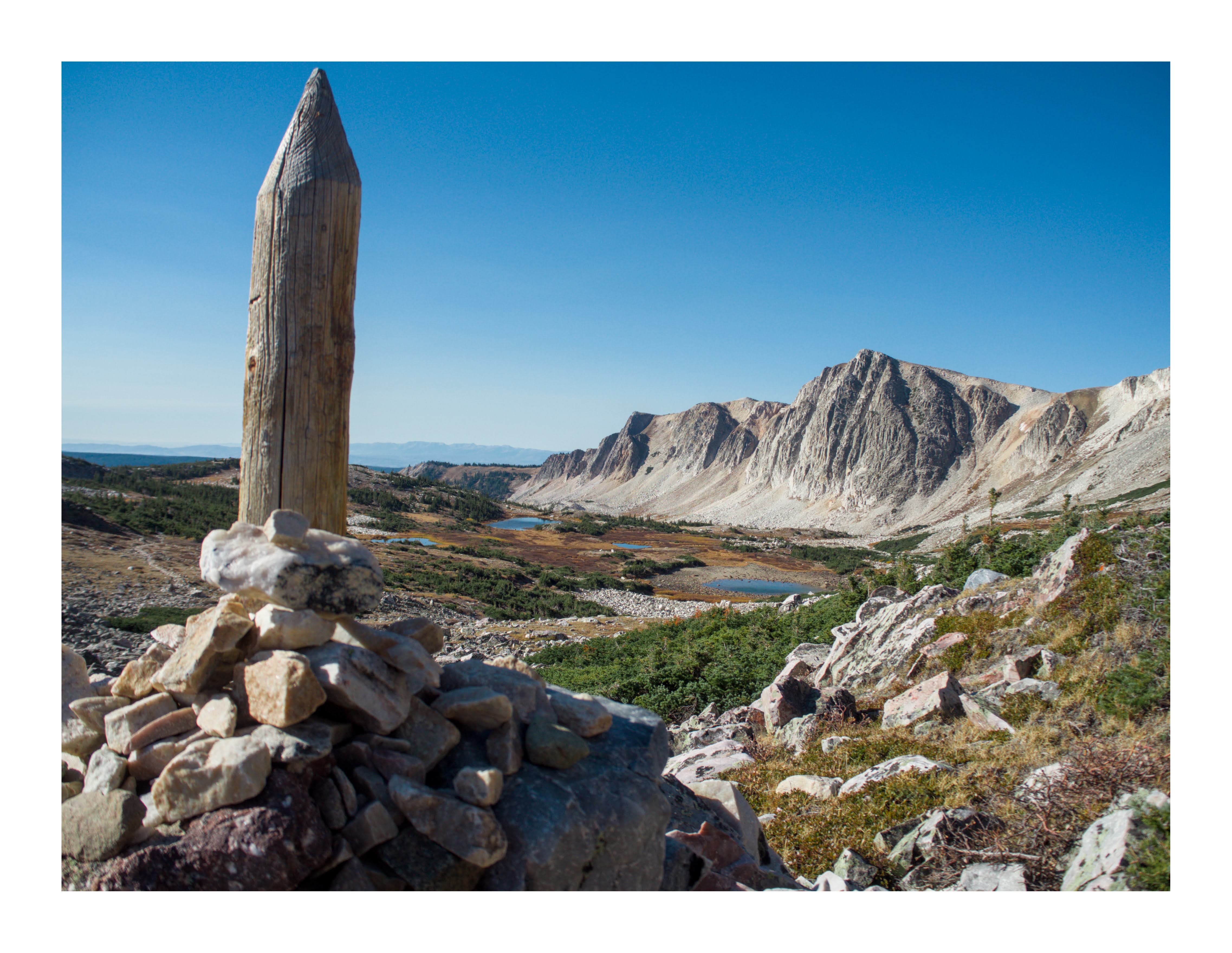 Wooden pillars that mark the loop trail